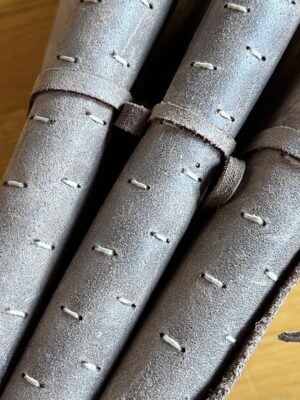 Carnet longstitch cuir marron type 1